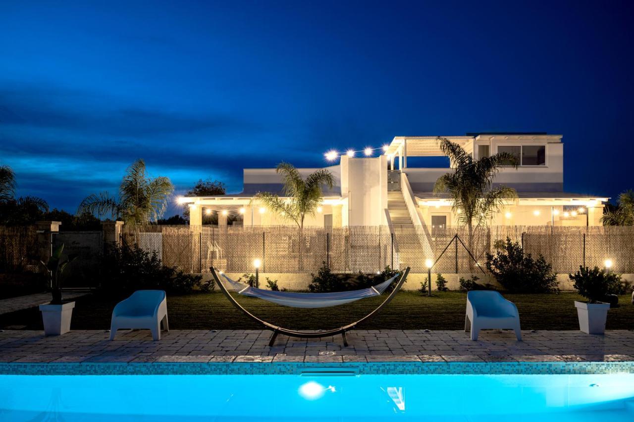 Resort Almaredamarra Con Piscina E Idromassaggio Sul Mare Torre San Giovanni Ugento Exterior foto